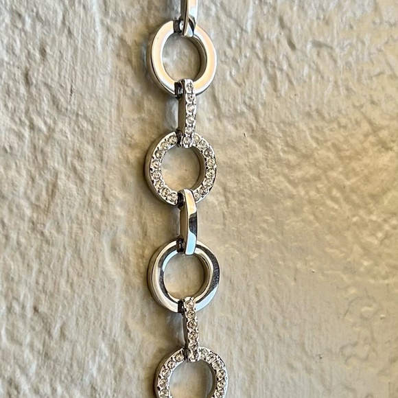Swarovski Linked Circle Crystal Bracelet - Picture 3 of 5